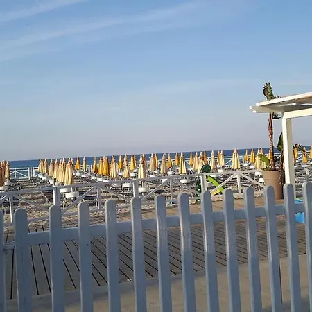 Beach Galatea Apartment *