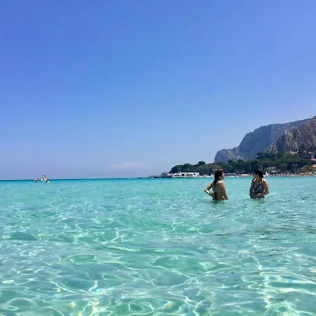 Apartment Beach Galatea *